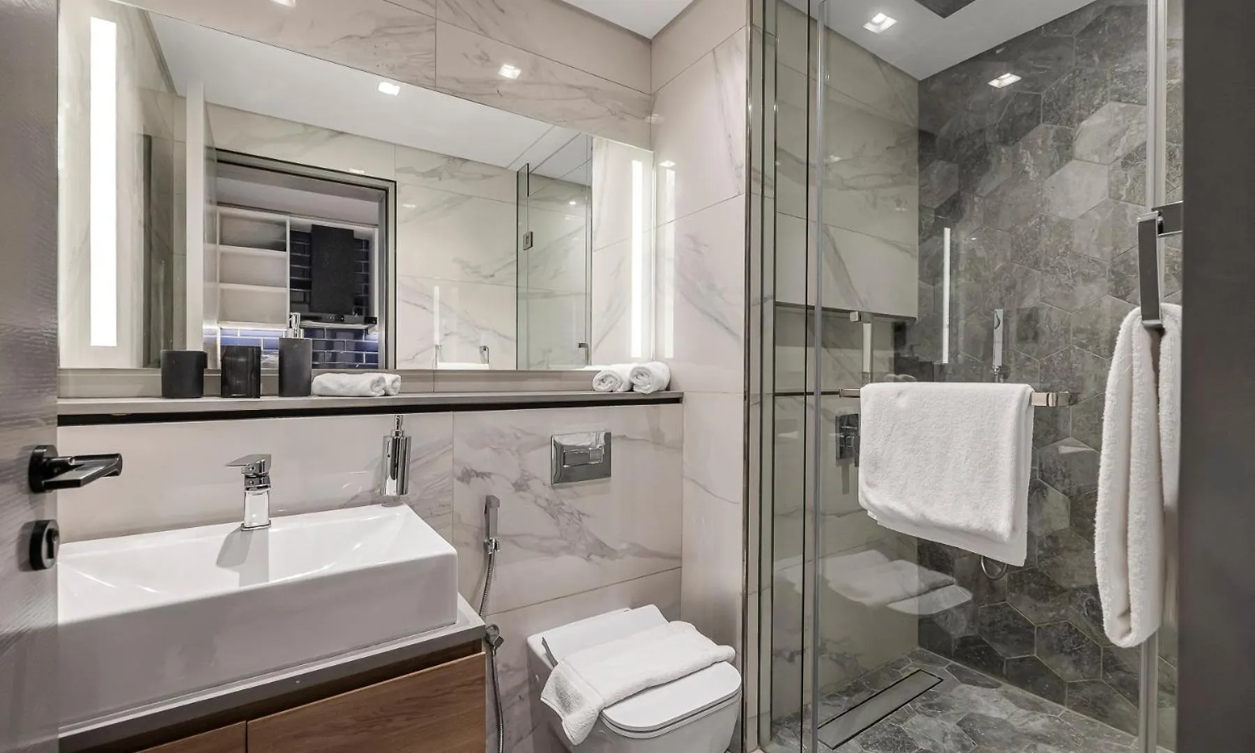 Modern Studio In Bustling Business Bay - Mag 318 Dubai United Arab Emirates
